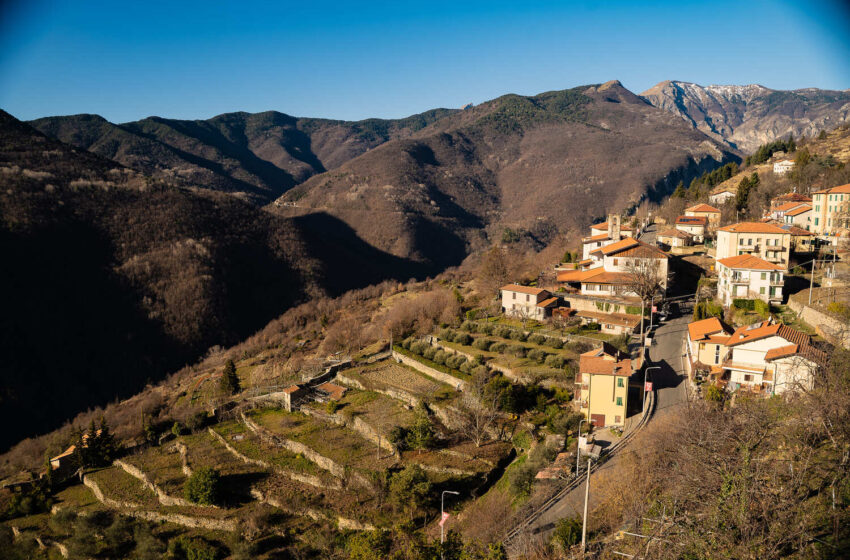  Il borgo incantato: Alla scoperta di Triora e del suo misterioso passato